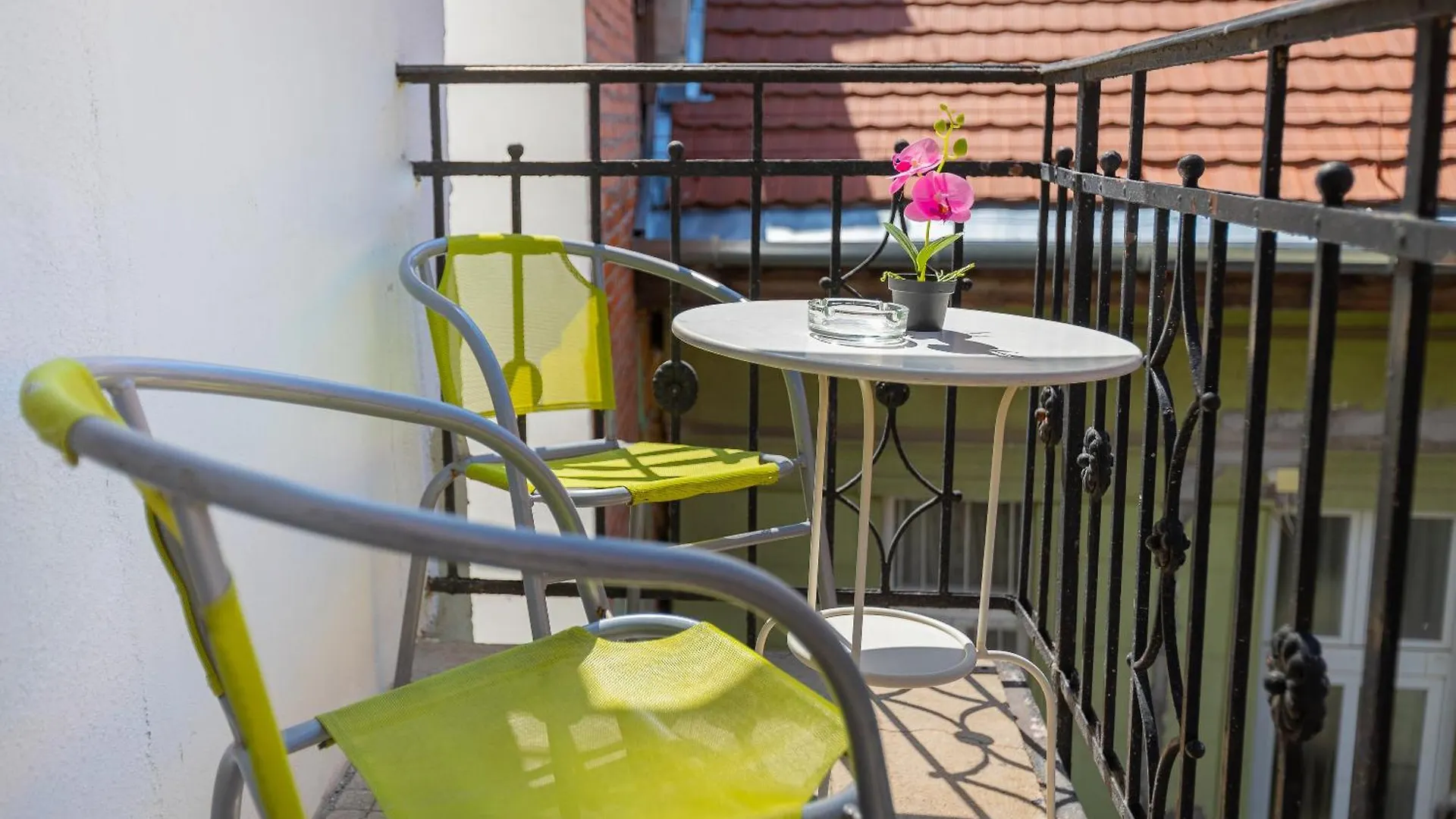Iranyi Studio Budapest Apartment